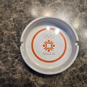 Wallace Berrie Sarajevo Ashtray XIV Olympic Games 1984 White Orange‎ Logo